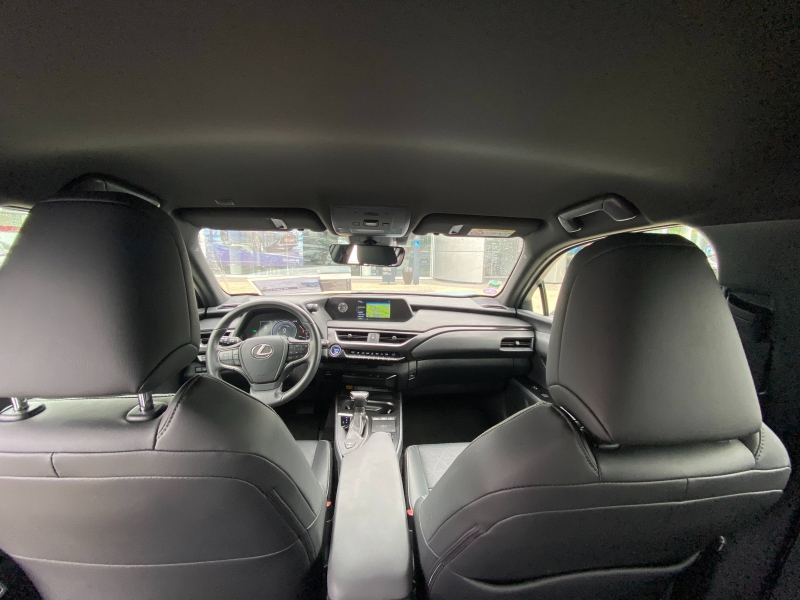 LEXUS UX d’occasion à vendre à MONTFAVET chez Lexus Avignon - VDA (Photo 19)