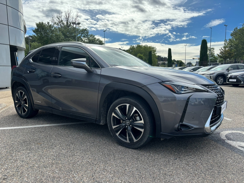 LEXUS UX d’occasion à vendre à MONTFAVET chez VDA (Photo 3)