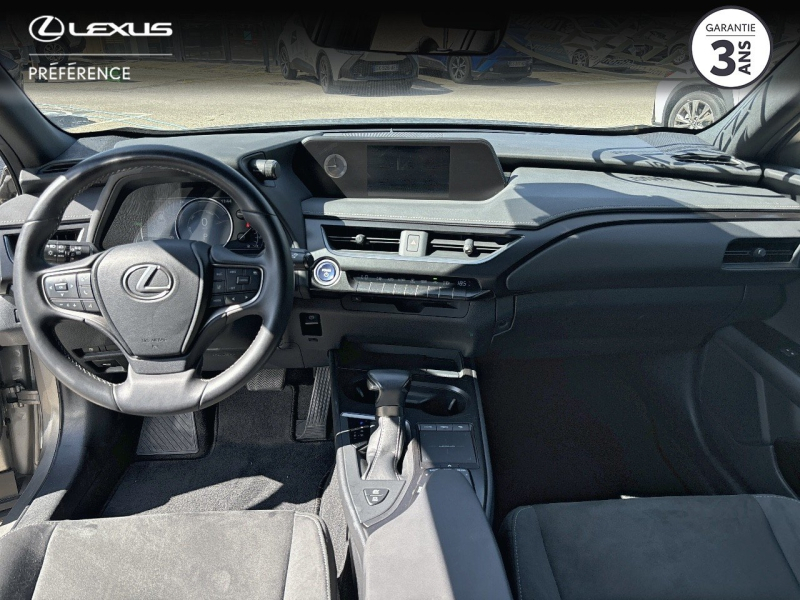 LEXUS UX d’occasion à vendre à MONTFAVET chez VDA (Photo 5)