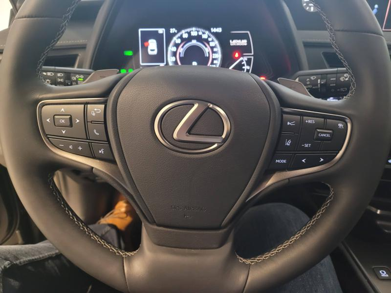 LEXUS UX d’occasion à vendre à MONTFAVET chez VDA (Photo 16)