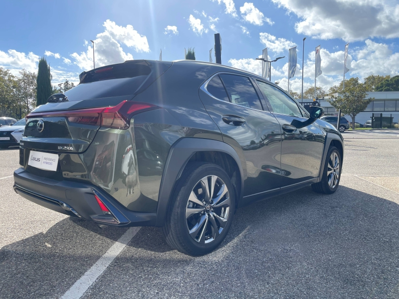 LEXUS UX d’occasion à vendre à MONTFAVET chez VDA (Photo 5)