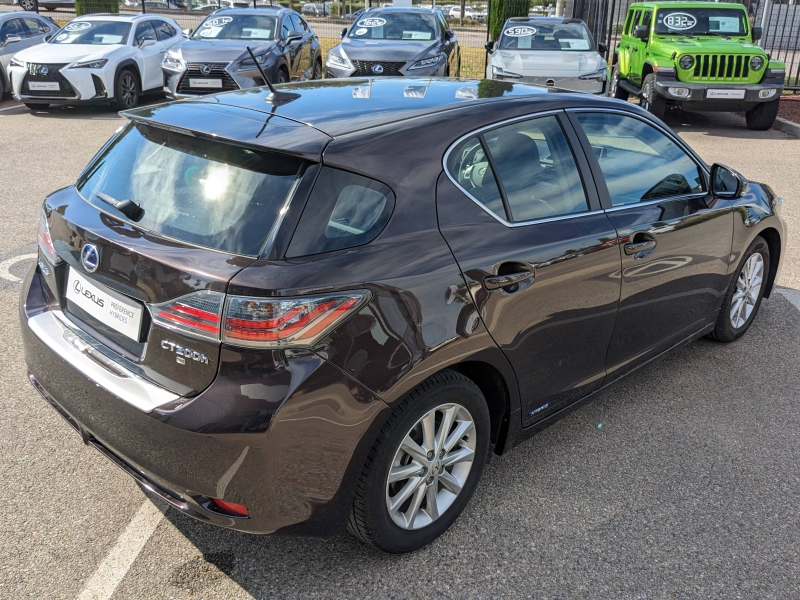 LEXUS CT d’occasion à vendre à MONTFAVET chez VDA (Photo 3)