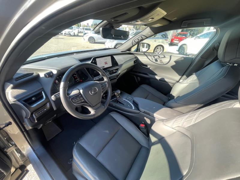 LEXUS UX d’occasion à vendre à MONTFAVET chez VDA (Photo 12)