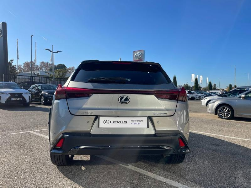 LEXUS UX d’occasion à vendre à MONTFAVET chez VDA (Photo 4)