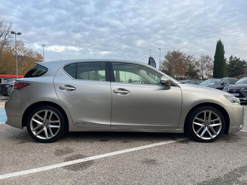 LEXUS CT d’occasion à vendre à MONTFAVET chez VDA (Photo 6)