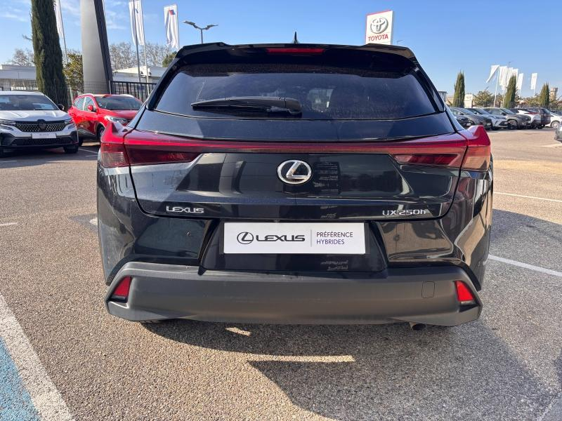 LEXUS UX d’occasion à vendre à MONTFAVET chez VDA (Photo 5)