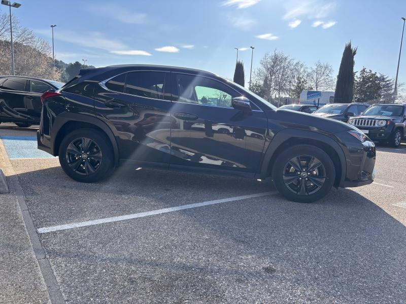 LEXUS UX d’occasion à vendre à MONTFAVET chez VDA (Photo 6)