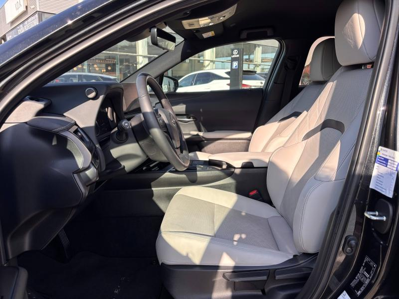 LEXUS UX d’occasion à vendre à MONTFAVET chez VDA (Photo 9)