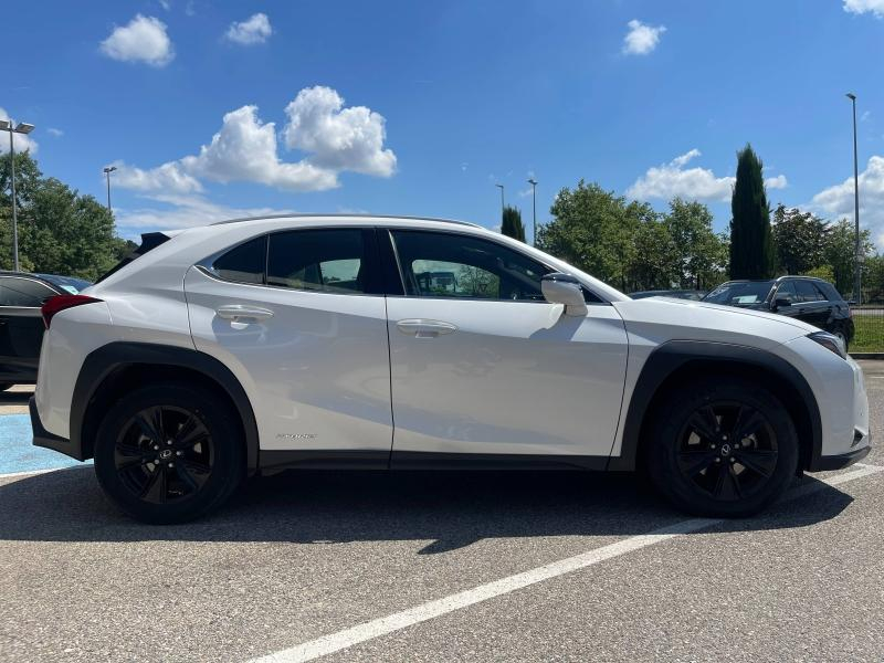 LEXUS UX d’occasion à vendre à MONTFAVET chez VDA (Photo 6)