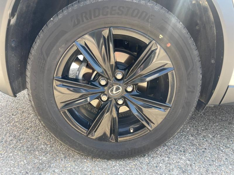 LEXUS UX d’occasion à vendre à MONTFAVET chez VDA (Photo 9)