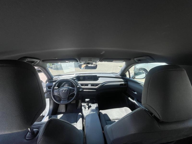 LEXUS UX d’occasion à vendre à MONTFAVET chez VDA (Photo 12)
