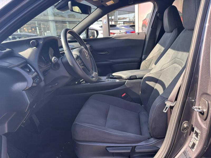 LEXUS UX d’occasion à vendre à MONTFAVET chez VDA (Photo 10)