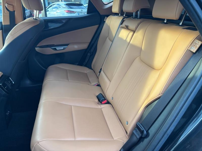 LEXUS NX d’occasion à vendre à MONTFAVET chez VDA (Photo 20)
