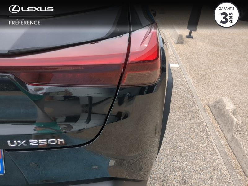 LEXUS UX d’occasion à vendre à MONTFAVET chez VDA (Photo 19)