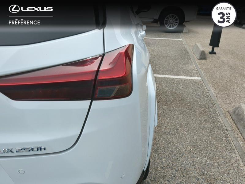 LEXUS UX d’occasion à vendre à MONTFAVET chez VDA (Photo 20)