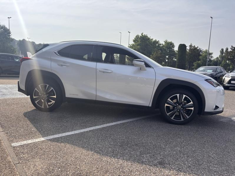LEXUS UX d’occasion à vendre à MONTFAVET chez VDA (Photo 5)