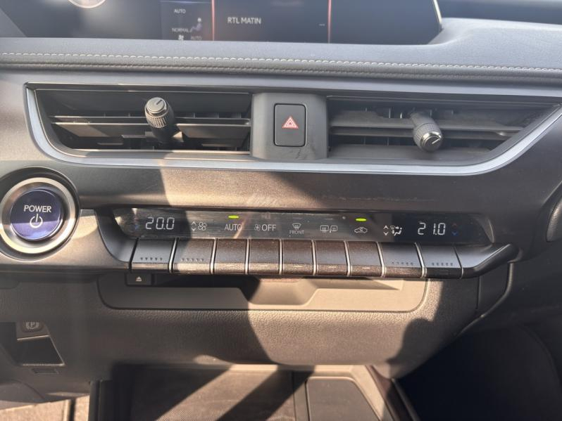 LEXUS UX d’occasion à vendre à MONTFAVET chez VDA (Photo 17)