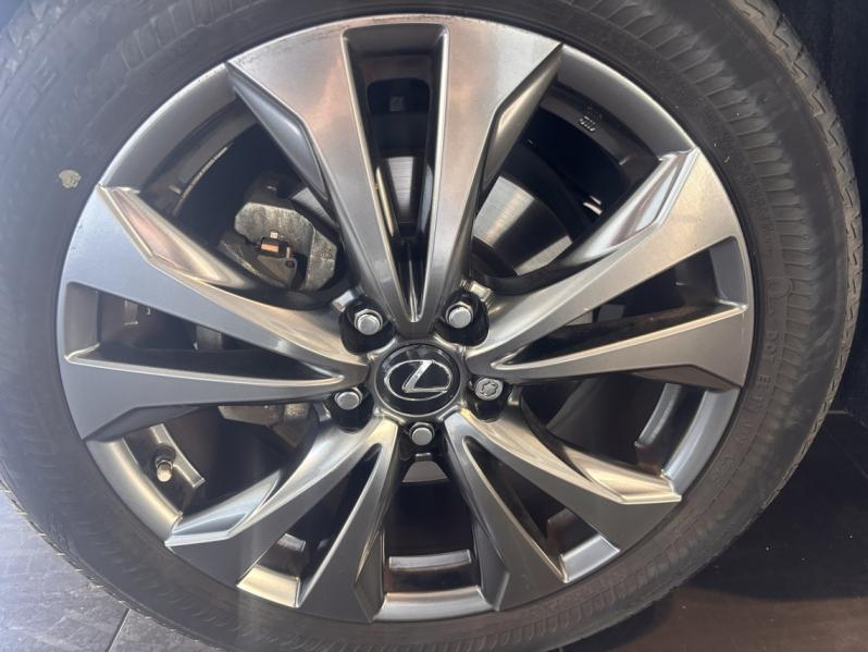 LEXUS UX d’occasion à vendre à MONTFAVET chez VDA (Photo 4)