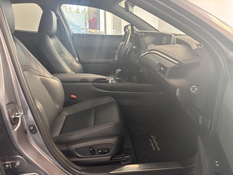 LEXUS UX d’occasion à vendre à MONTFAVET chez VDA (Photo 6)