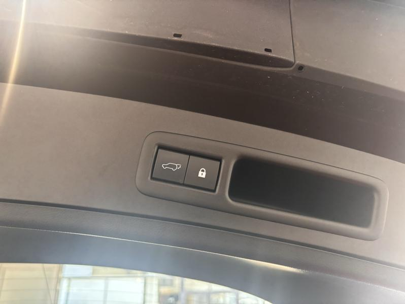 LEXUS UX d’occasion à vendre à MONTFAVET chez VDA (Photo 10)