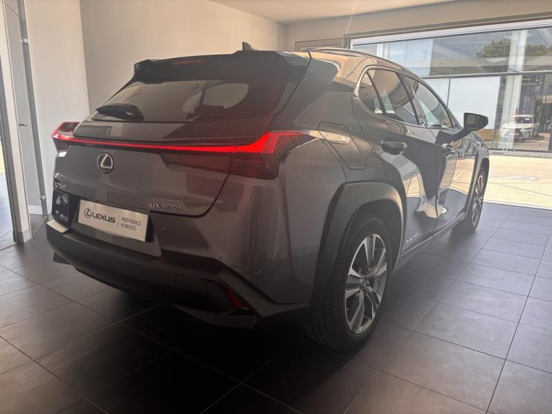 LEXUS UX d’occasion à vendre à MONTFAVET chez VDA (Photo 11)