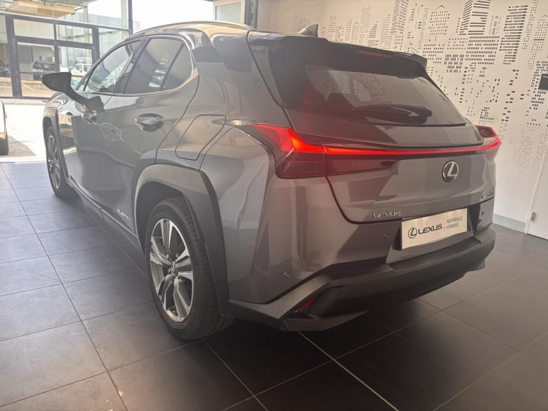 LEXUS UX d’occasion à vendre à MONTFAVET chez VDA (Photo 13)