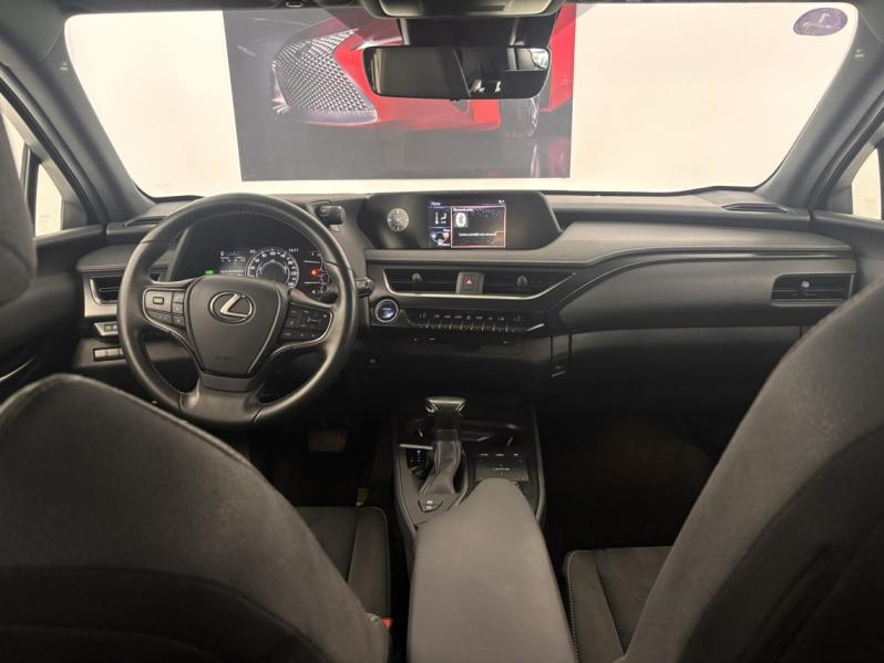 LEXUS UX d’occasion à vendre à MONTFAVET chez VDA (Photo 6)