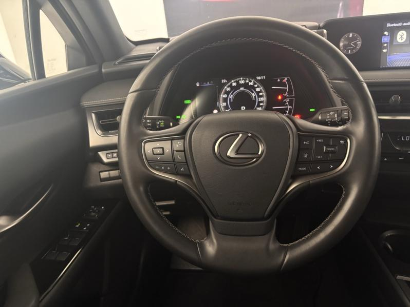 LEXUS UX d’occasion à vendre à MONTFAVET chez VDA (Photo 12)