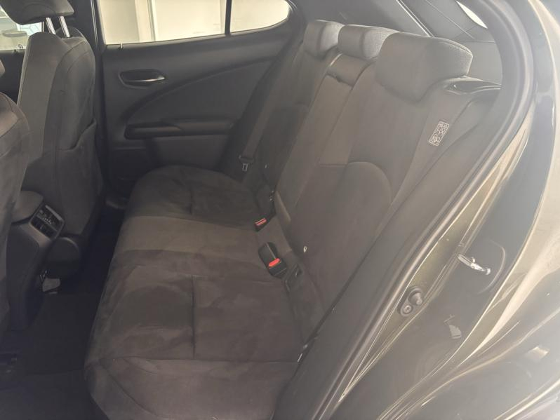 LEXUS UX d’occasion à vendre à MONTFAVET chez VDA (Photo 14)