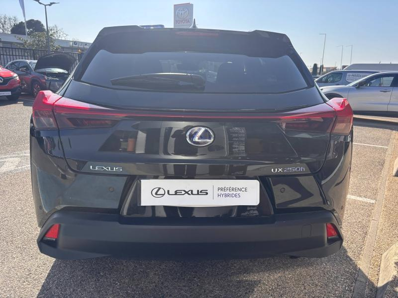 LEXUS UX d’occasion à vendre à MONTFAVET chez VDA (Photo 5)