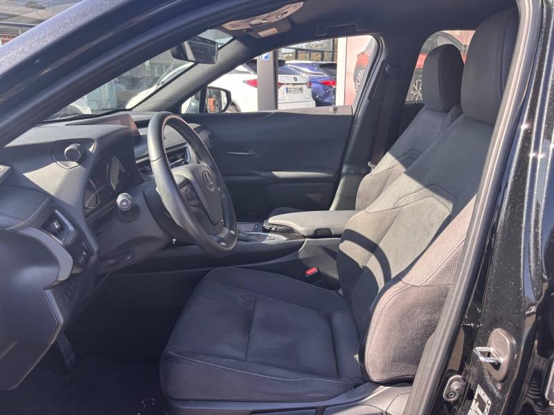 LEXUS UX d’occasion à vendre à MONTFAVET chez VDA (Photo 12)