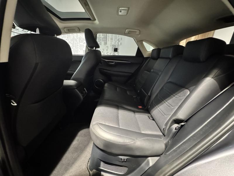 LEXUS NX d’occasion à vendre à MONTFAVET chez VDA (Photo 17)