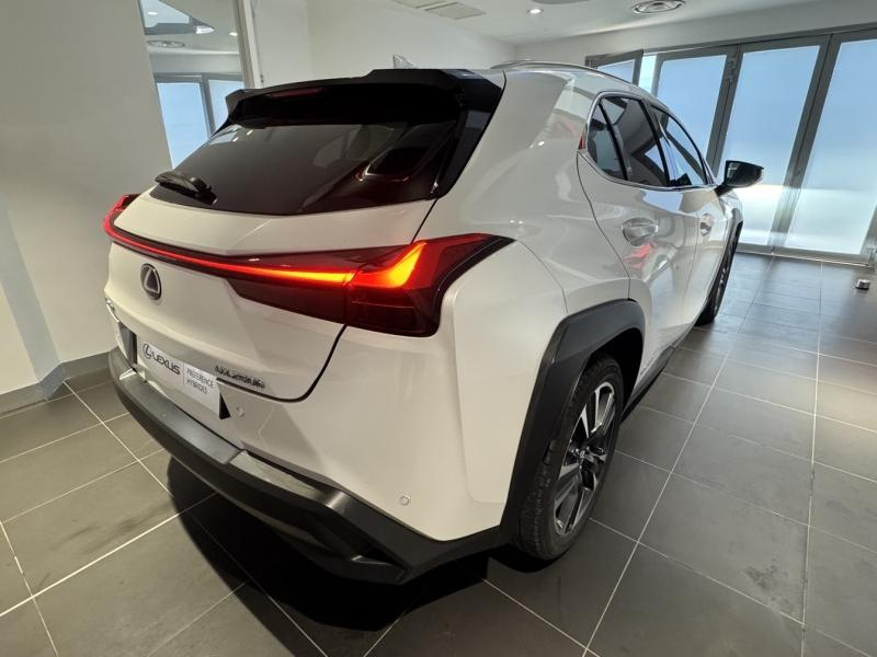 LEXUS UX d’occasion à vendre à MONTFAVET chez VDA (Photo 4)