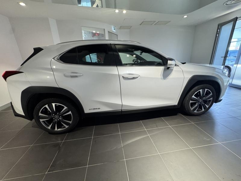 LEXUS UX d’occasion à vendre à MONTFAVET chez VDA (Photo 6)