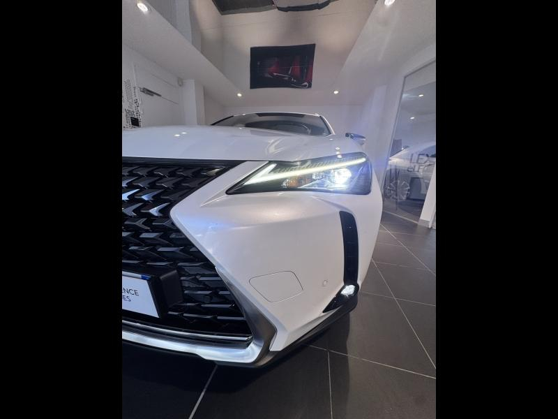 LEXUS UX d’occasion à vendre à MONTFAVET chez VDA (Photo 9)