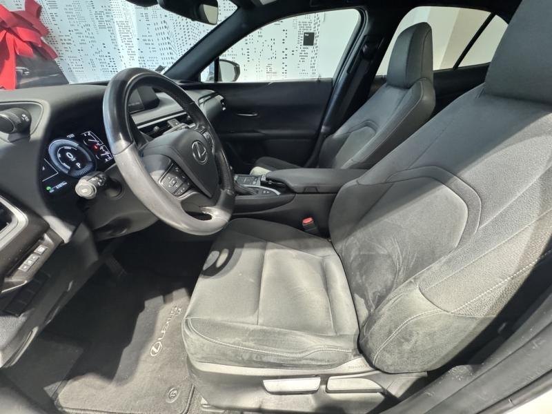 LEXUS UX d’occasion à vendre à MONTFAVET chez VDA (Photo 10)