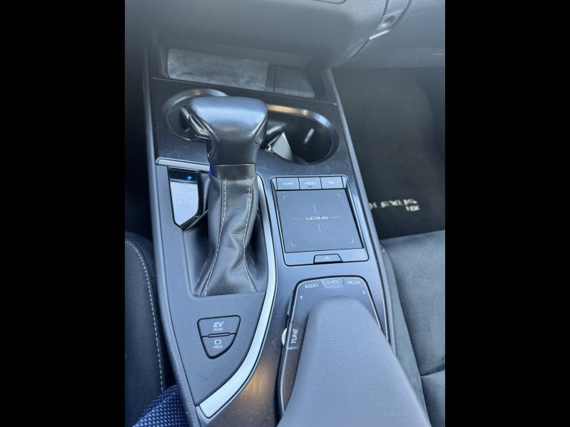 LEXUS UX d’occasion à vendre à MONTFAVET chez VDA (Photo 17)