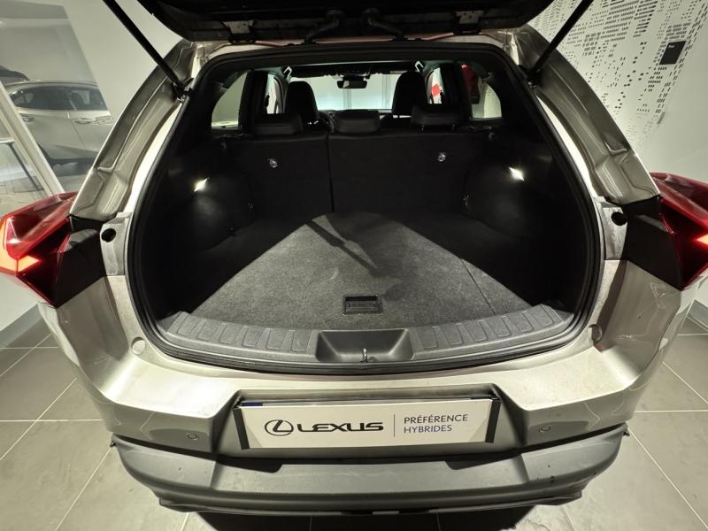 LEXUS UX d’occasion à vendre à MONTFAVET chez VDA (Photo 6)