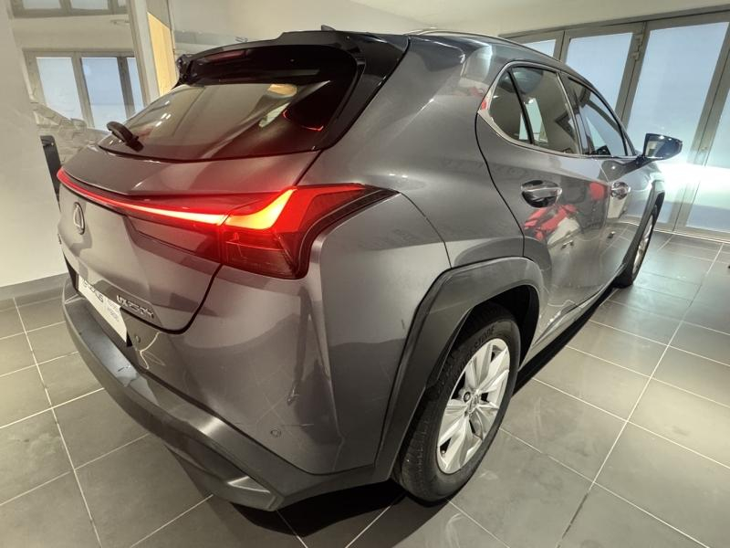 LEXUS UX d’occasion à vendre à MONTFAVET chez VDA (Photo 4)