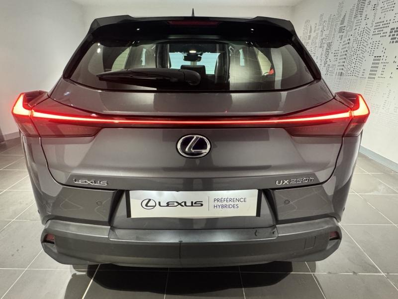 LEXUS UX d’occasion à vendre à MONTFAVET chez VDA (Photo 6)