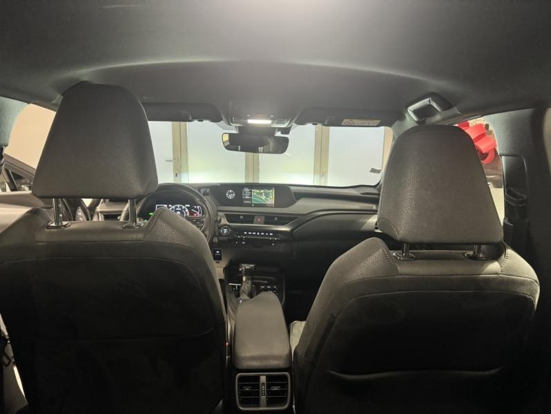 LEXUS UX d’occasion à vendre à MONTFAVET chez VDA (Photo 10)