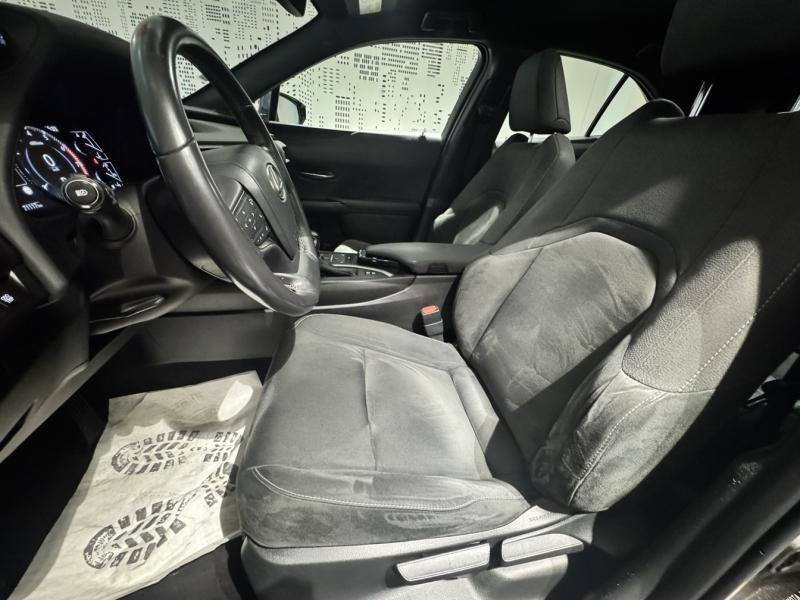 LEXUS UX d’occasion à vendre à MONTFAVET chez VDA (Photo 16)
