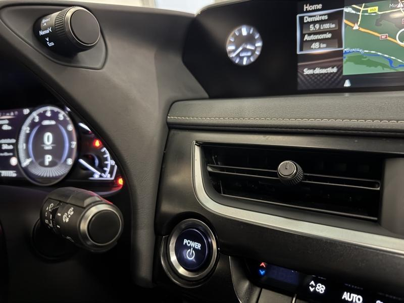 LEXUS UX d’occasion à vendre à MONTFAVET chez VDA (Photo 17)