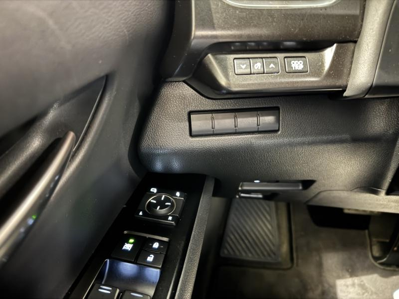 LEXUS UX d’occasion à vendre à MONTFAVET chez VDA (Photo 19)