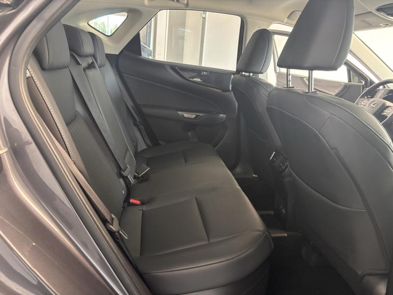 LEXUS NX d’occasion à vendre à MONTFAVET chez VDA (Photo 9)