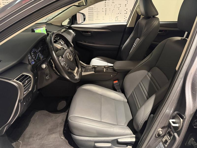 LEXUS NX d’occasion à vendre à MONTFAVET chez VDA (Photo 17)