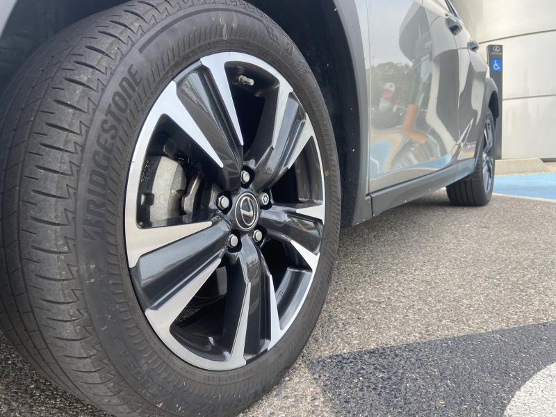 LEXUS UX d’occasion à vendre à MONTFAVET chez VDA (Photo 7)