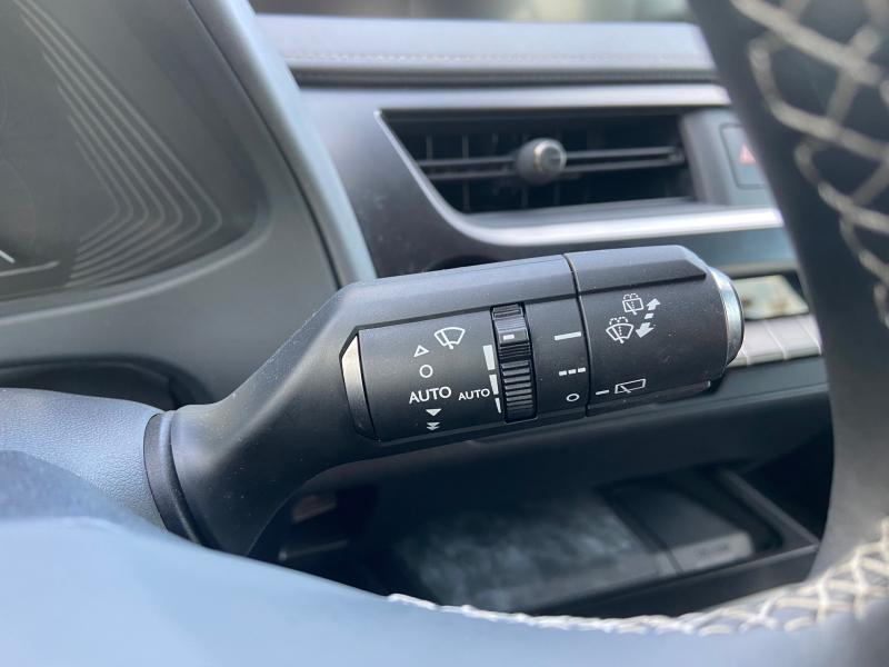 LEXUS UX d’occasion à vendre à MONTFAVET chez VDA (Photo 18)