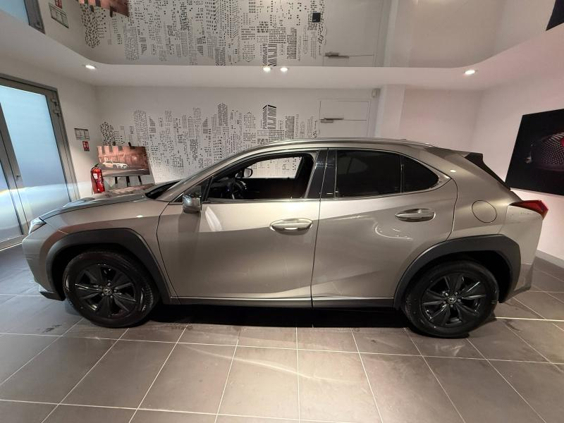 LEXUS UX d’occasion à vendre à MONTFAVET chez VDA (Photo 8)
