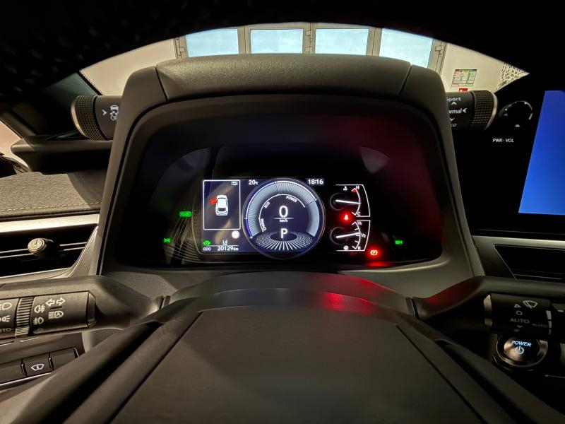 LEXUS UX d’occasion à vendre à MONTFAVET chez VDA (Photo 16)